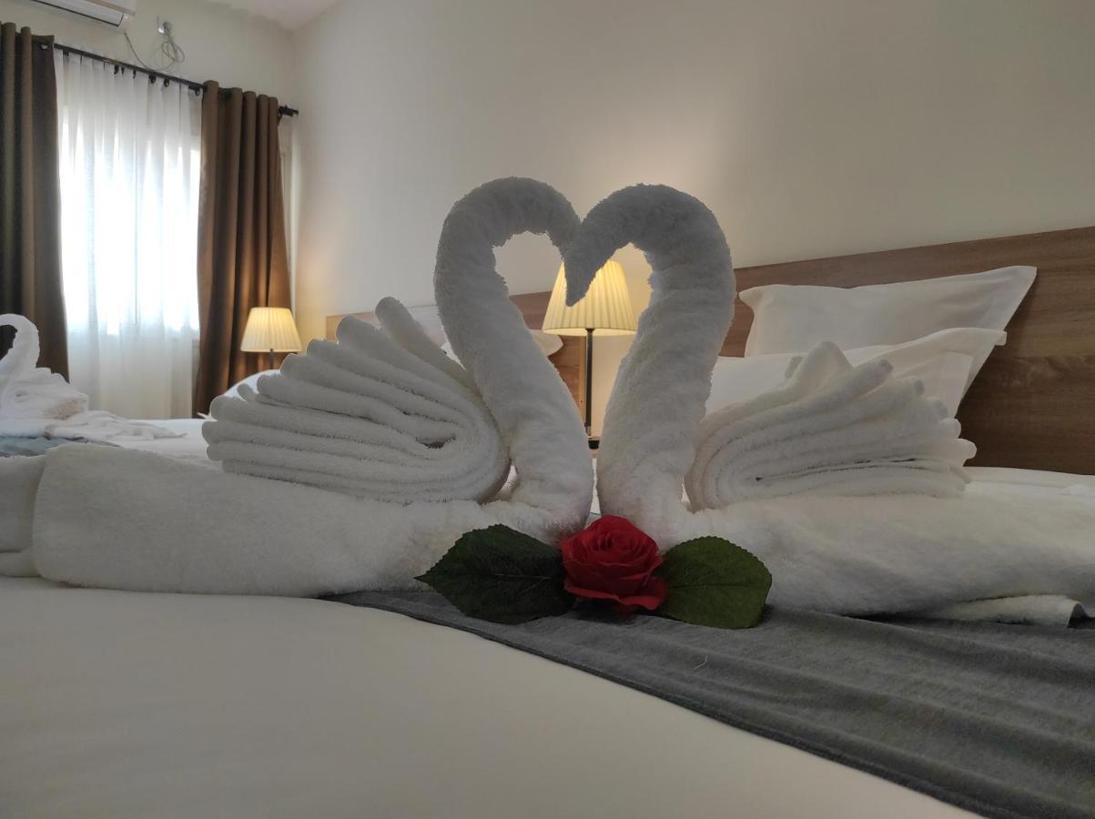 Downtown Hotel อันตานานารีโว ภายนอก รูปภาพ